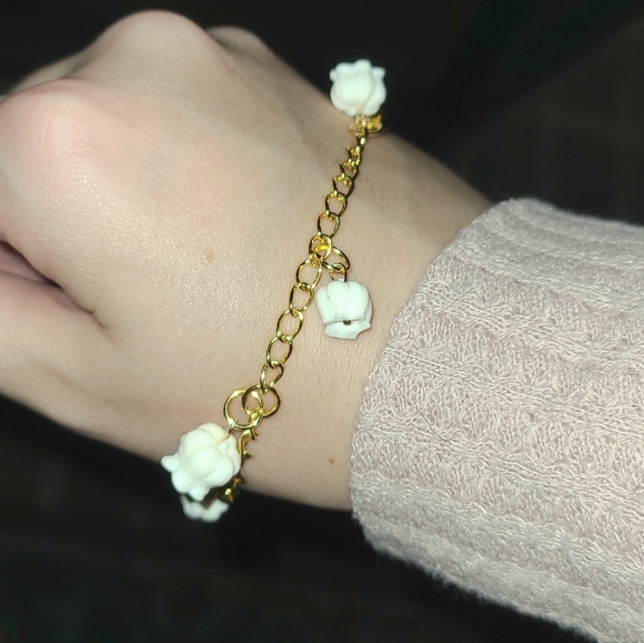 18K Gold Lily of the Valley Bracelet - Picture 2 of 2